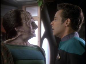 Image. Garak and Bashir discuss spy tradecraft.